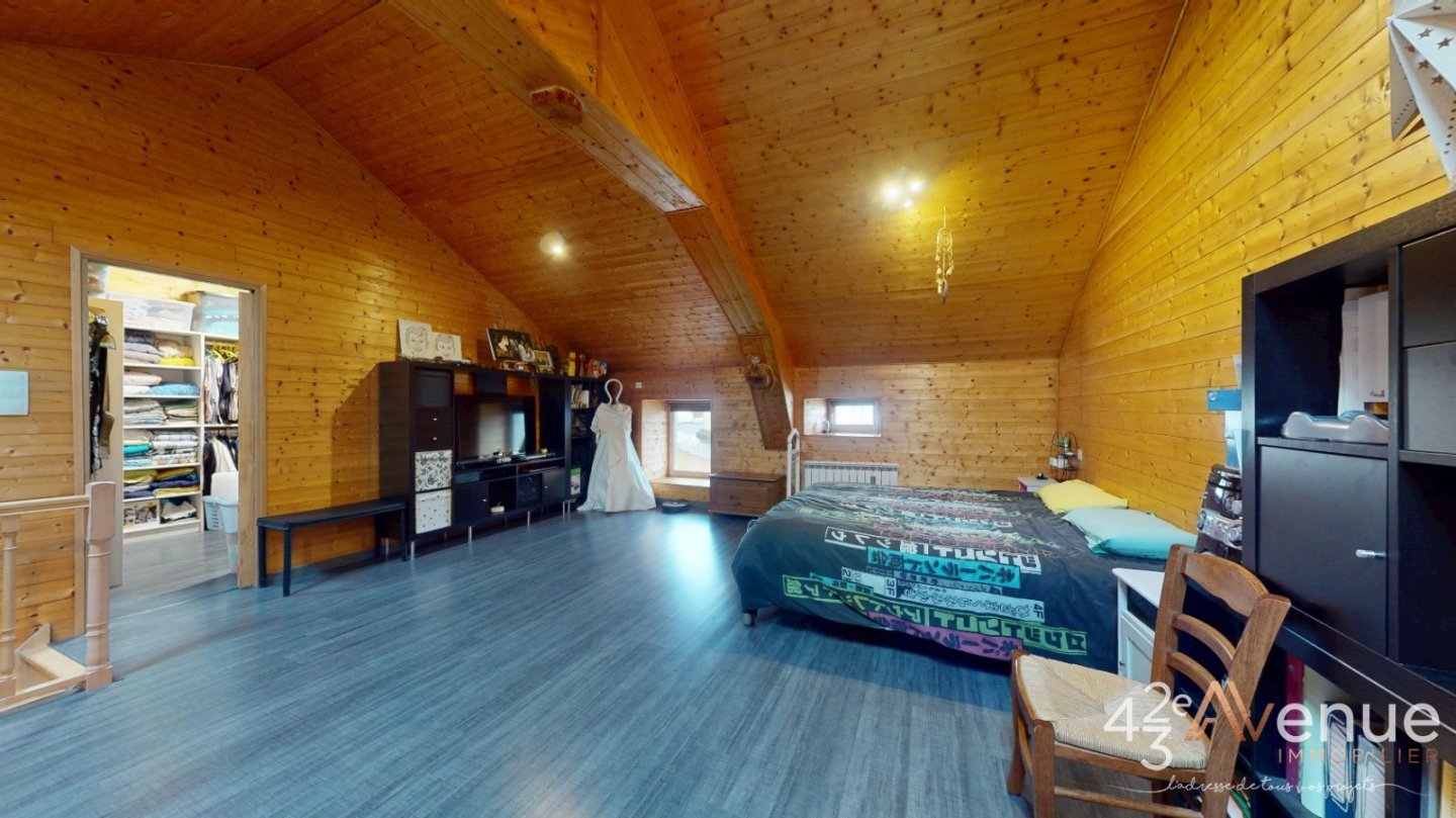 MAISON A VENDRE - LES VILLETTES - 175 m2 - 249�000�&euro;