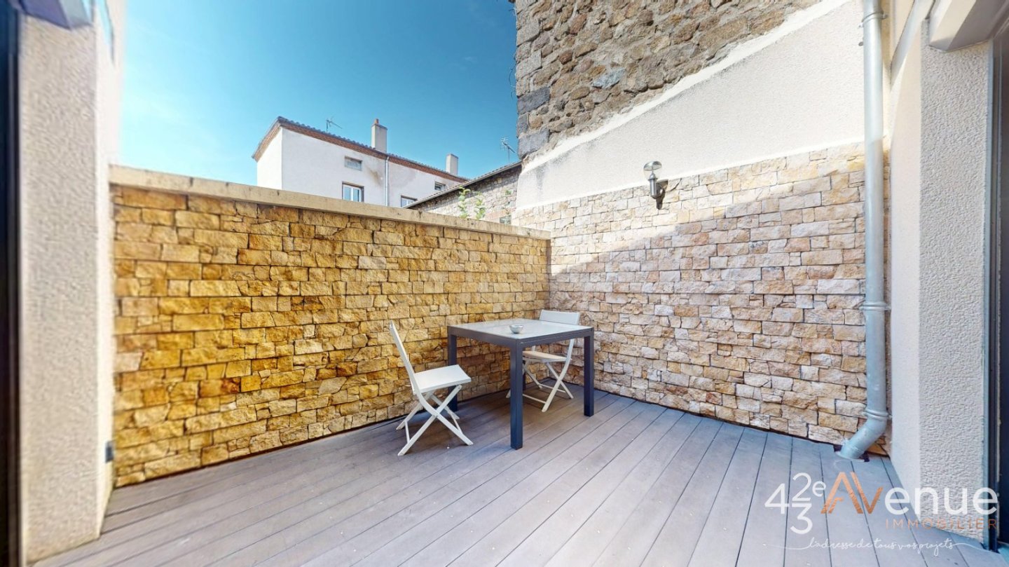 Maison de ville avec terrasse A VENDRE - MONISTROL SUR LOIRE - 88.8 m2 - 241 500 &euro;