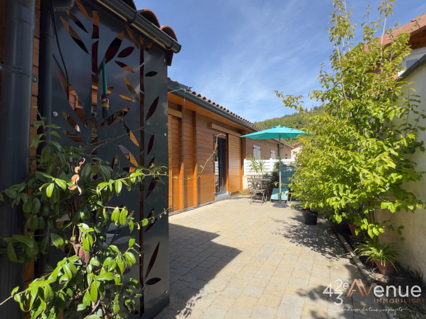 CHALET A VENDRE - PAVEZIN - 100 m2 - 289 000 &euro;
