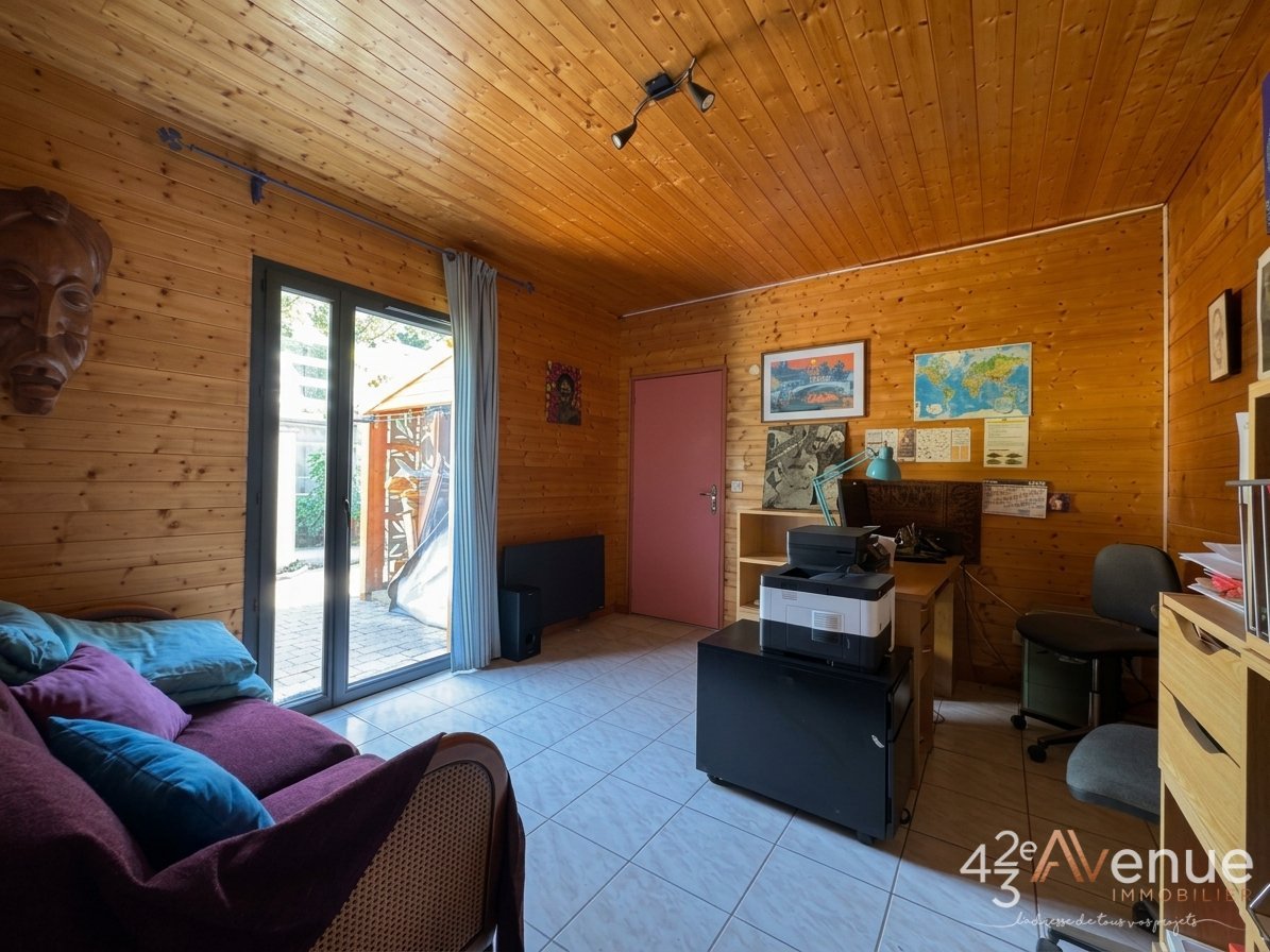CHALET A VENDRE - PAVEZIN - 100 m2 - 289 000 &euro;