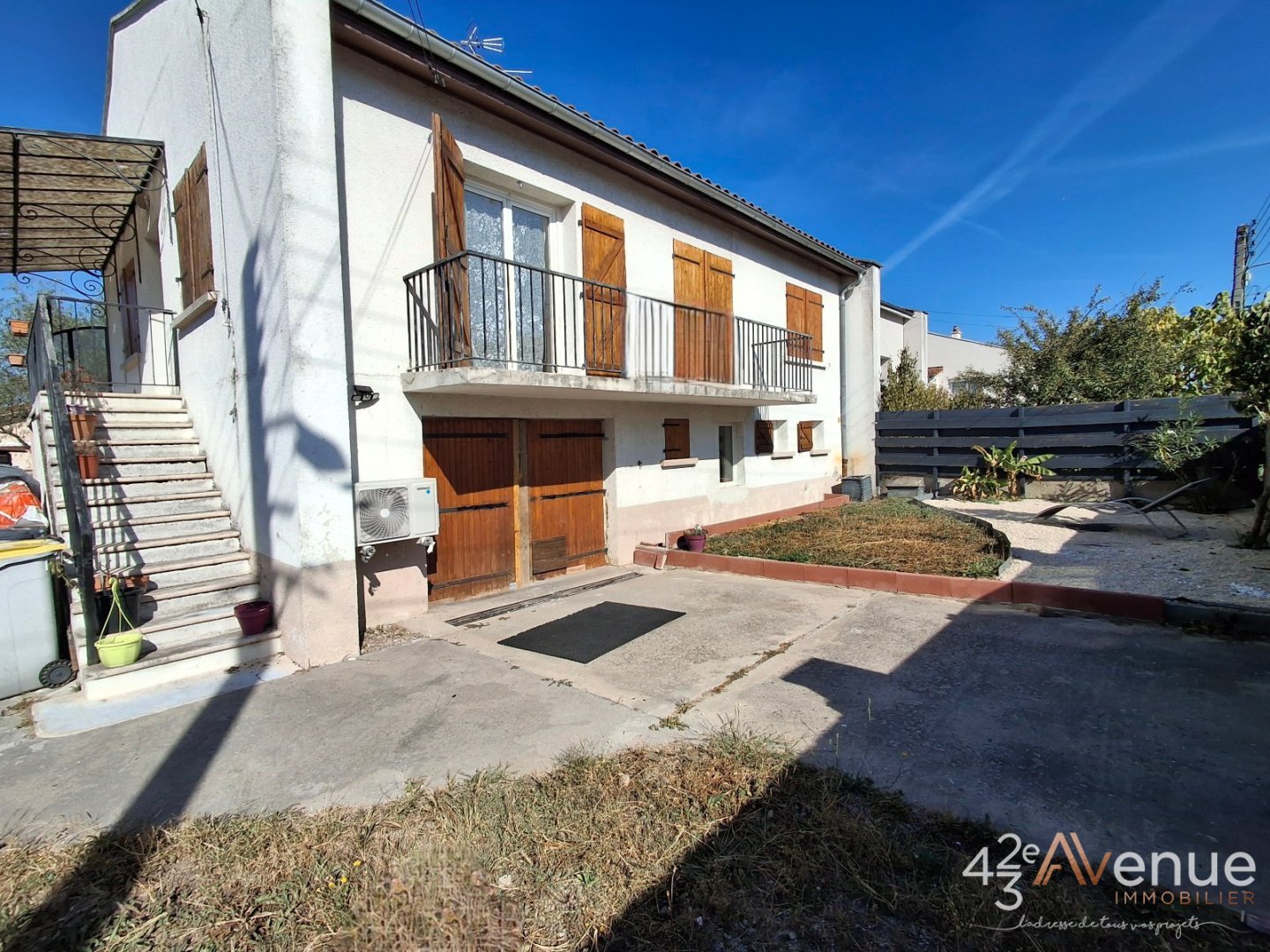 MAISON A VENDRE - SAVIGNEUX - 140 m2 - 235 000 &euro;
