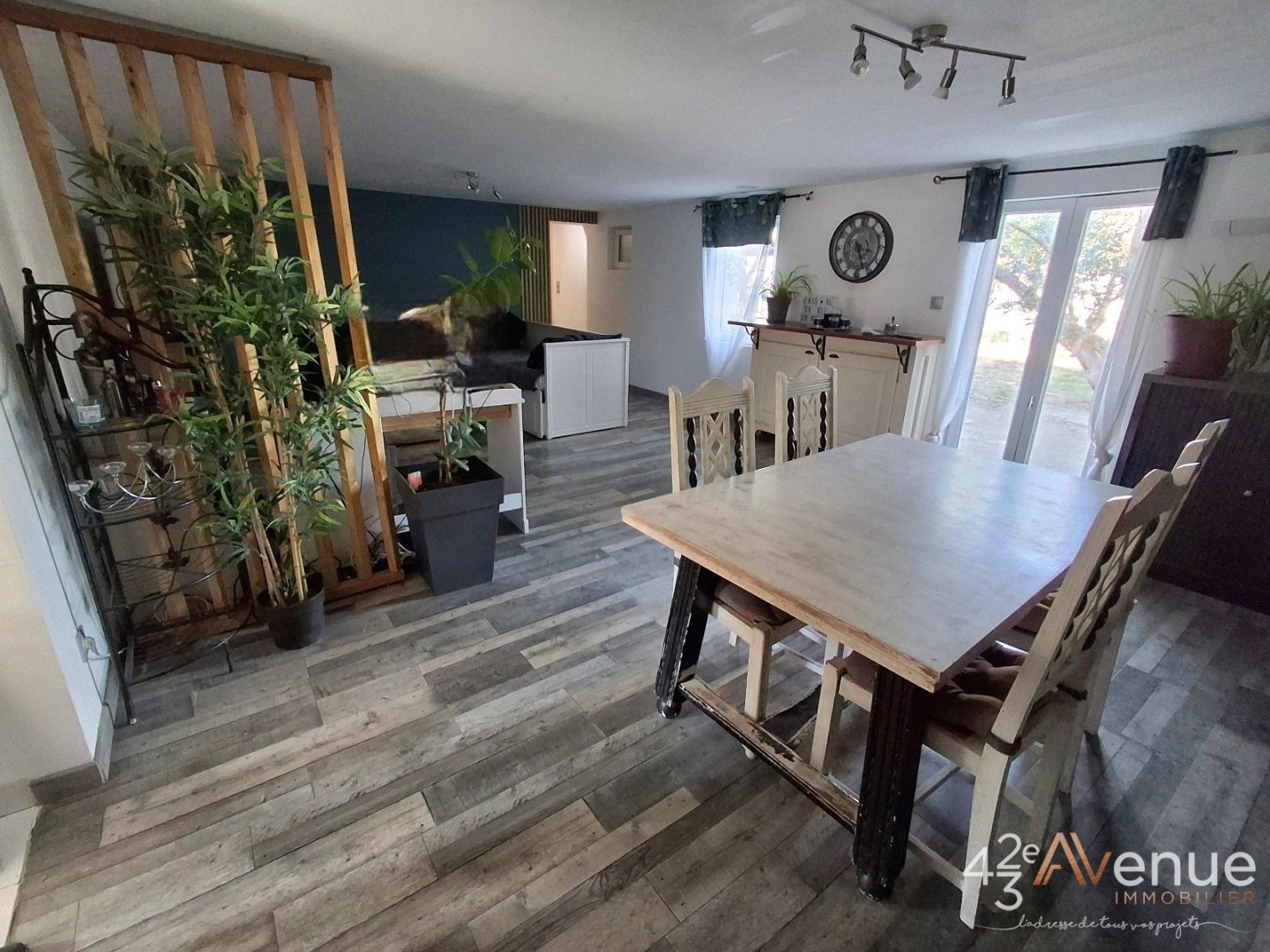 MAISON A VENDRE - SAVIGNEUX - 140 m2 - 235 000 &euro;