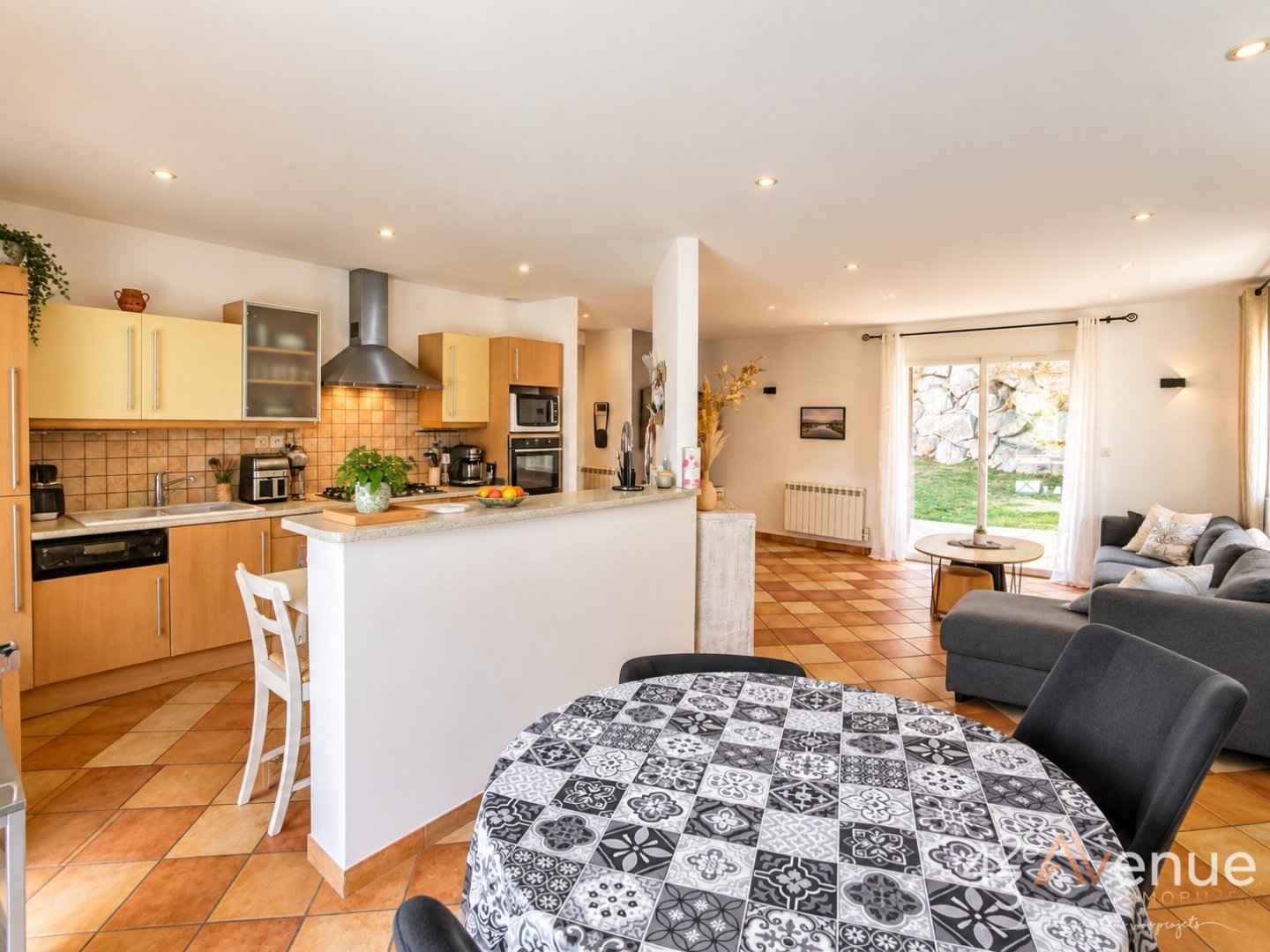 MAISON AVEC PISCINE A VENDRE - ST CHAMOND Izieux - 116 m2 - 420 000 &euro;