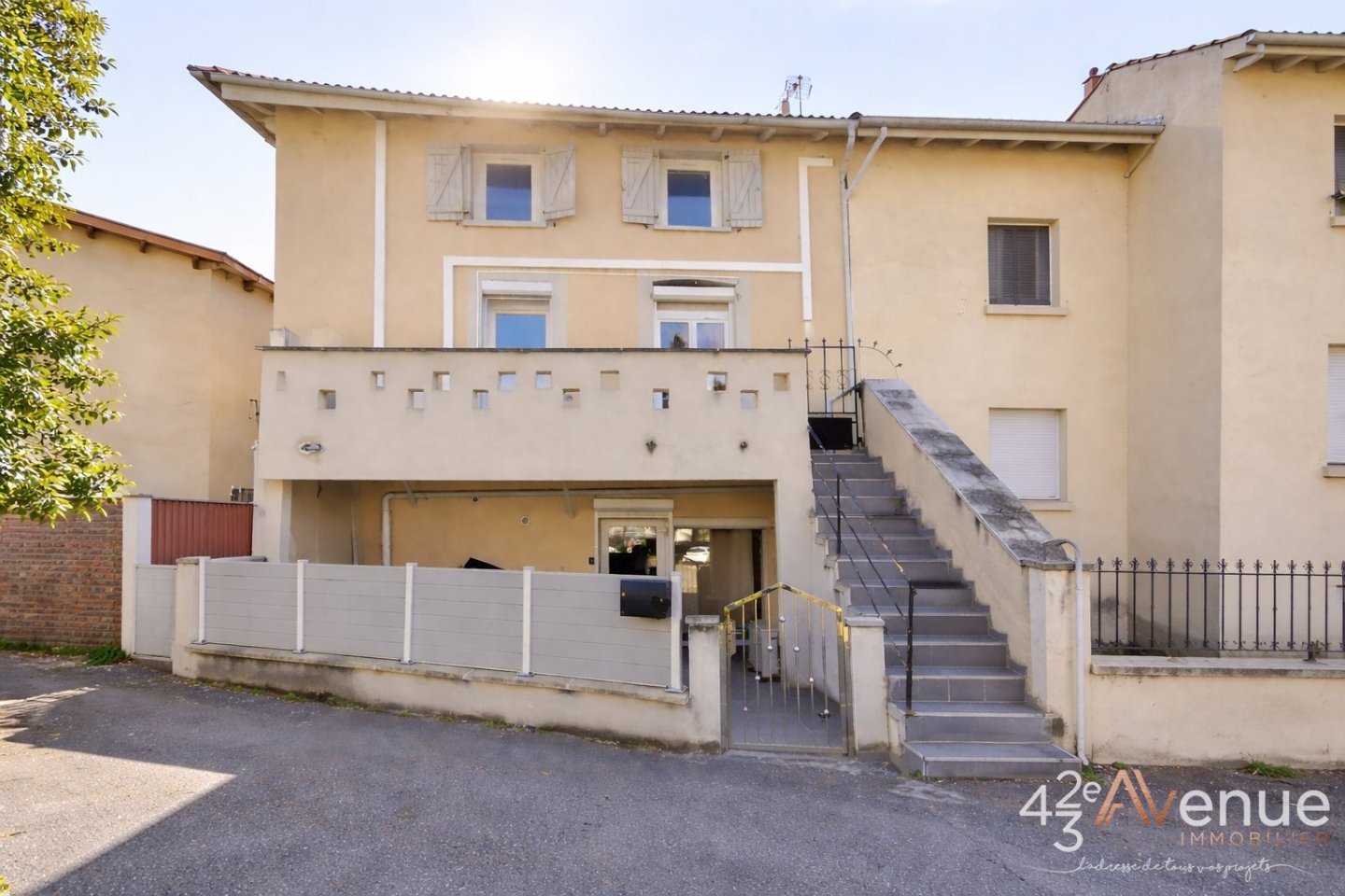 MAISON A VENDRE - ST CHAMOND - 118 m2 - 220 000 &euro;
