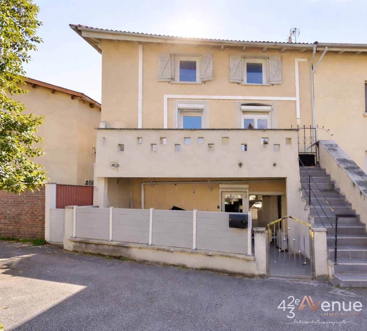 MAISON A VENDRE - ST CHAMOND - 118 m2 - 220 000 &euro;