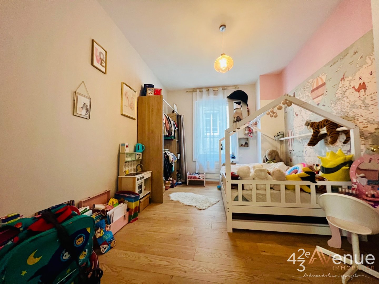 H�tel Particulier secteur Badouilli�re A VENDRE - ST ETIENNE Badouill�re - 330 m2 - 429�000�&euro;