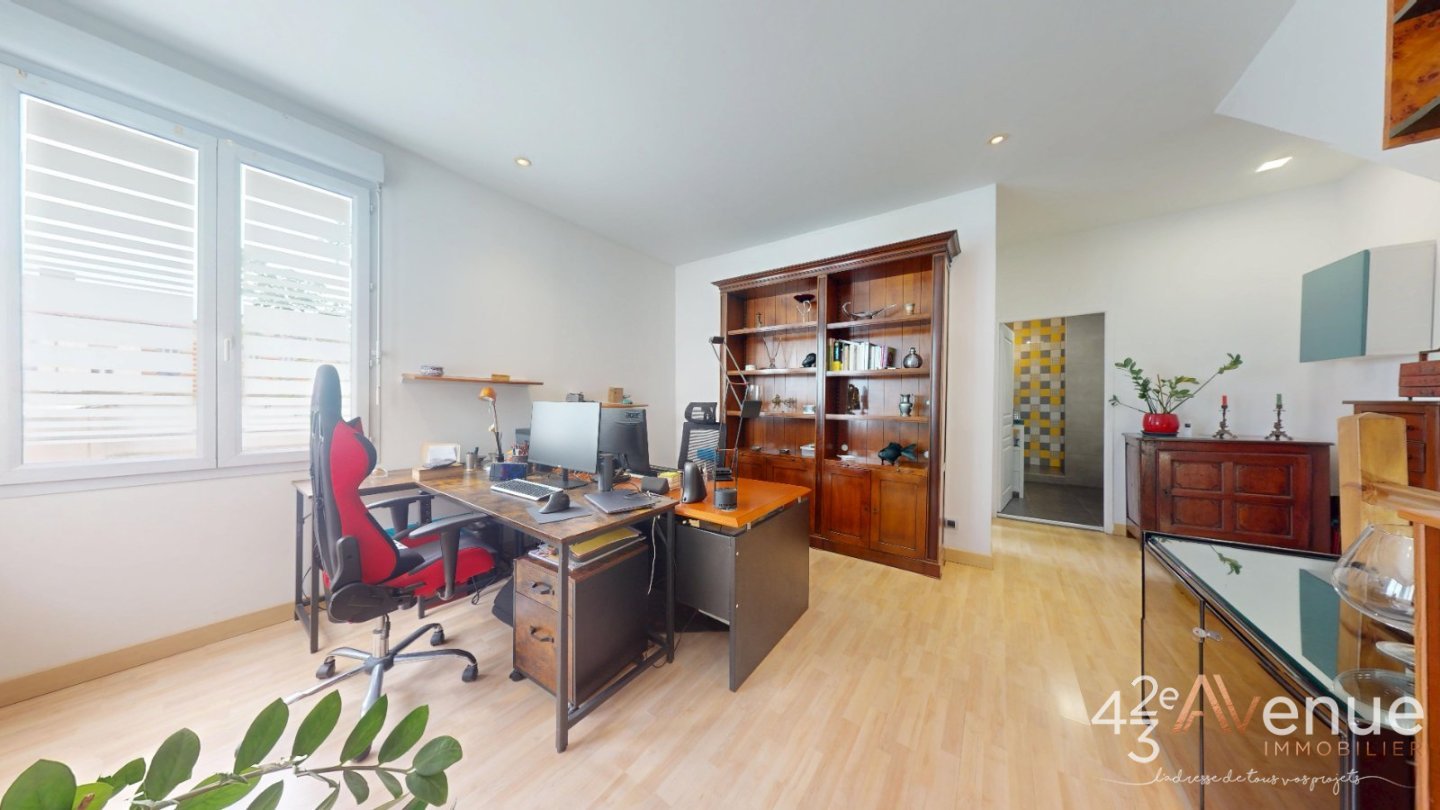 MAISON A VENDRE - ST ETIENNE CHATEAUCREUX - 127.9 m2 - 289 000 &euro;