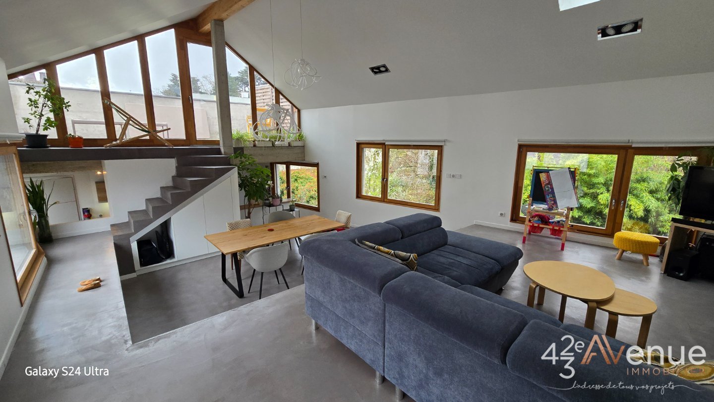 MAISON A VENDRE - ST ETIENNE MONTAUD - 170 m2 - 360�000�&euro;