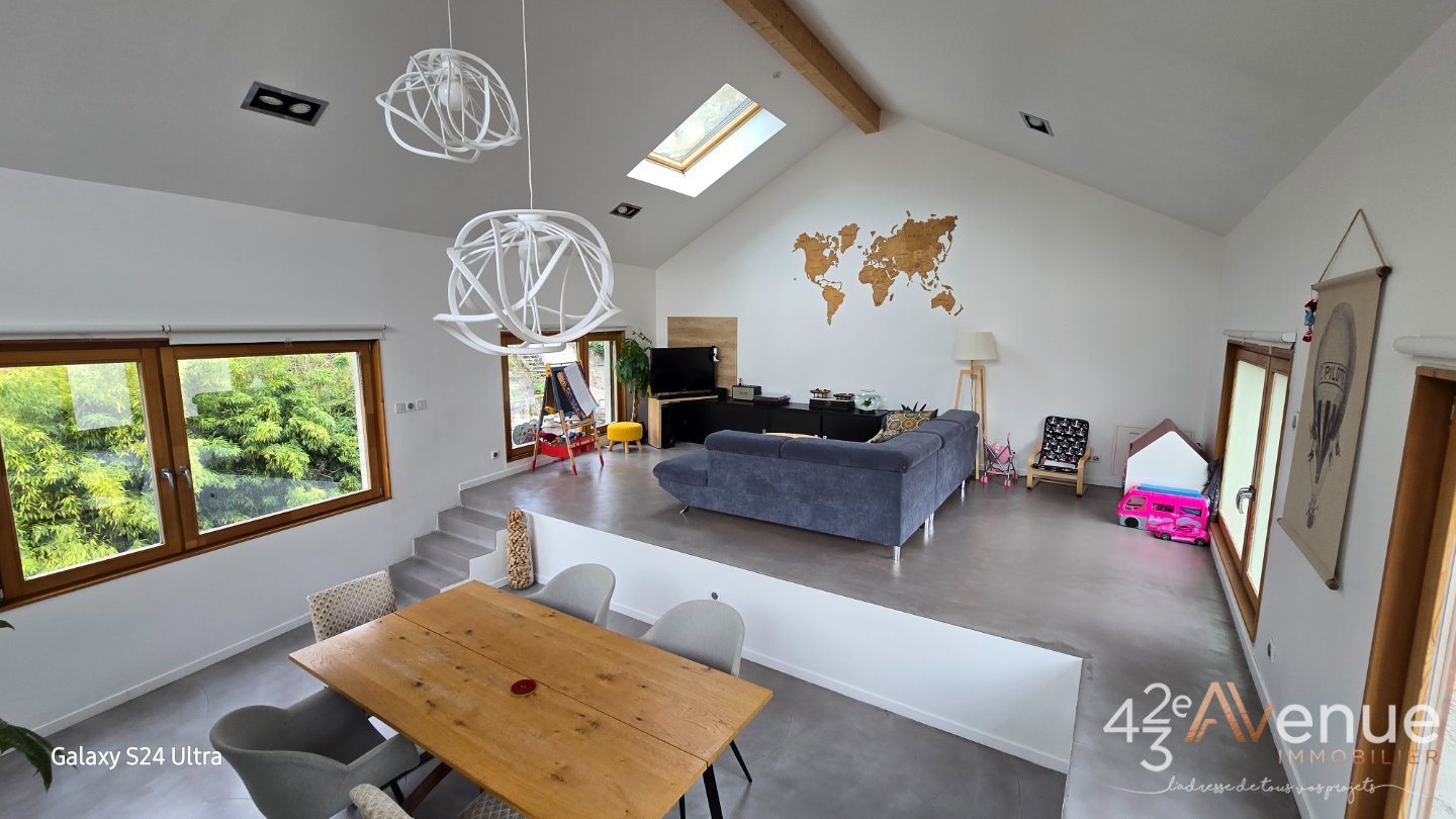 MAISON A VENDRE - ST ETIENNE MONTAUD - 170 m2 - 360�000�&euro;