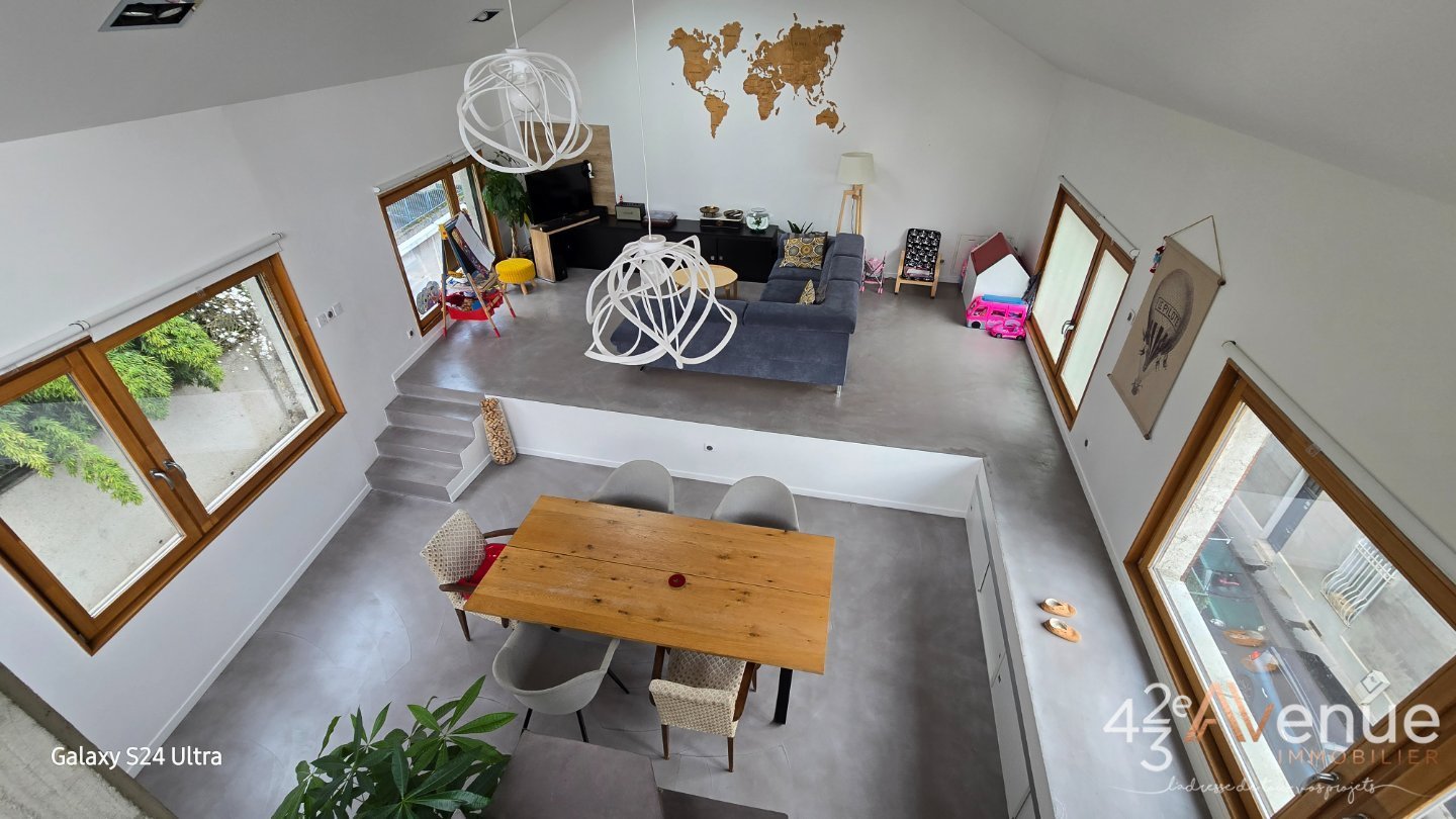 MAISON A VENDRE - ST ETIENNE MONTAUD - 170 m2 - 360�000�&euro;