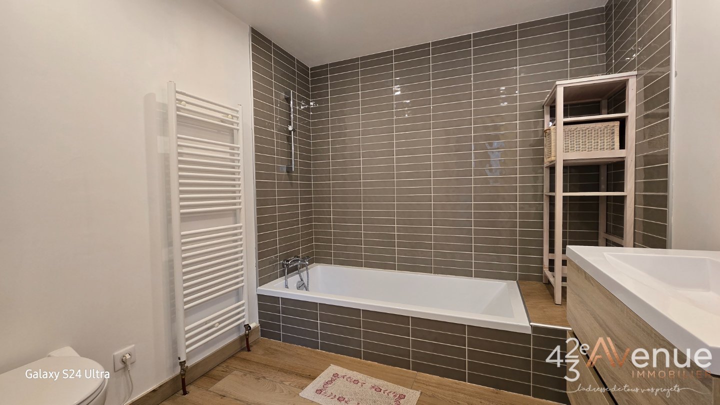 MAISON A VENDRE - ST ETIENNE MONTAUD - 170 m2 - 360�000�&euro;