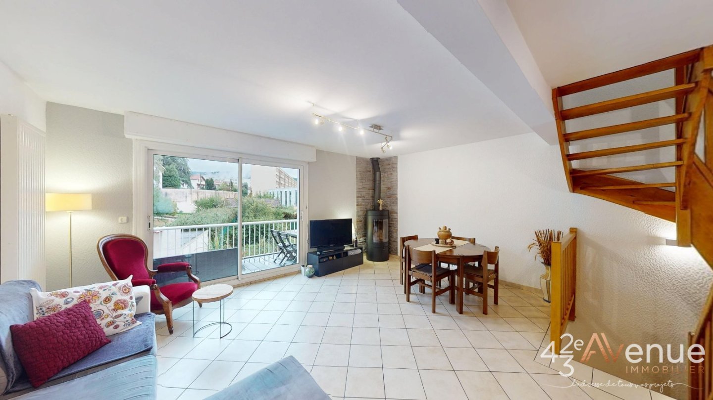 MAISON A VENDRE - ST ETIENNE MONTPLAISIR - 100.62 m2 - 220 000 &euro;
