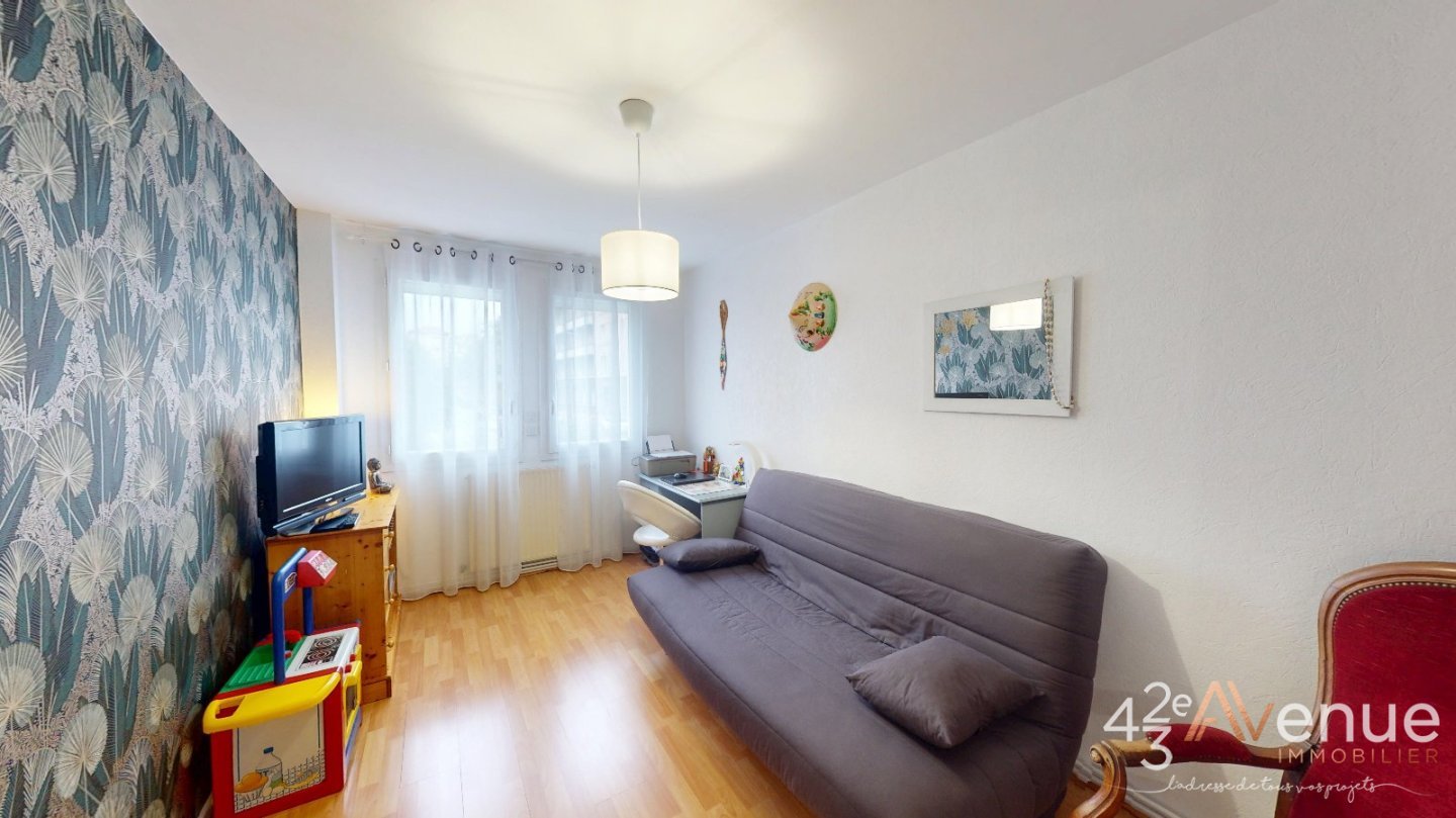 MAISON A VENDRE - ST ETIENNE MONTPLAISIR - 100.62 m2 - 220 000 &euro;
