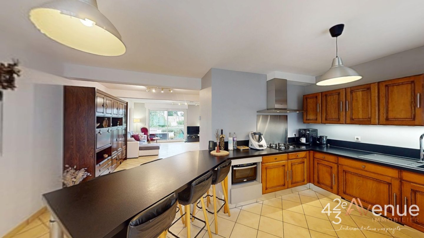 MAISON A VENDRE - ST ETIENNE MONTPLAISIR - 100.62 m2 - 220 000 &euro;