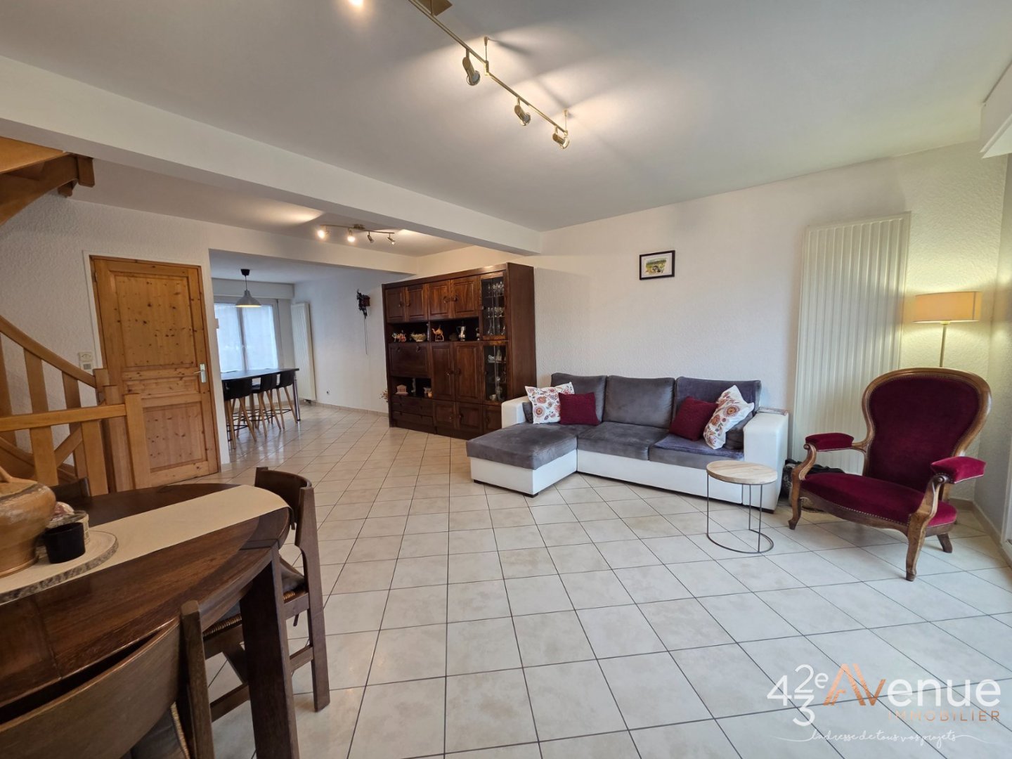 MAISON A VENDRE - ST ETIENNE MONTPLAISIR - 100.62 m2 - 220 000 &euro;