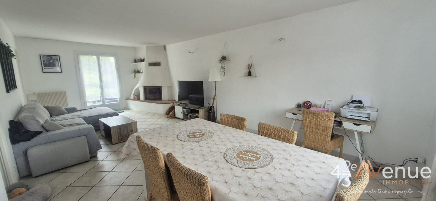 MAISON A VENDRE - ST ETIENNE MONTREYNAUD - 100 m2 - 209 900 &euro;