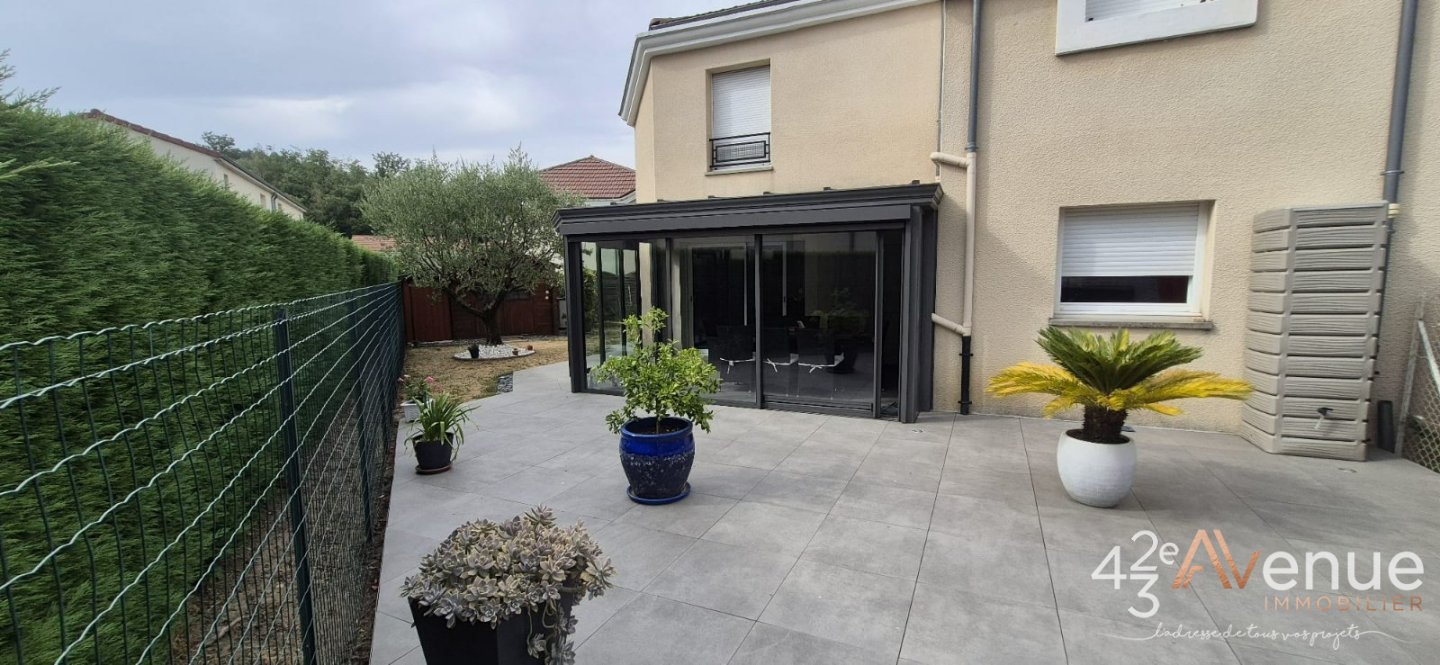 MAISON A VENDRE - ST ETIENNE TERRENOIRE - 107 m2 - 275 000 &euro;