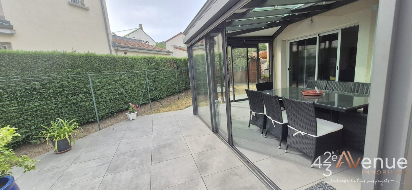 MAISON A VENDRE - ST ETIENNE TERRENOIRE - 107 m2 - 275 000 &euro;