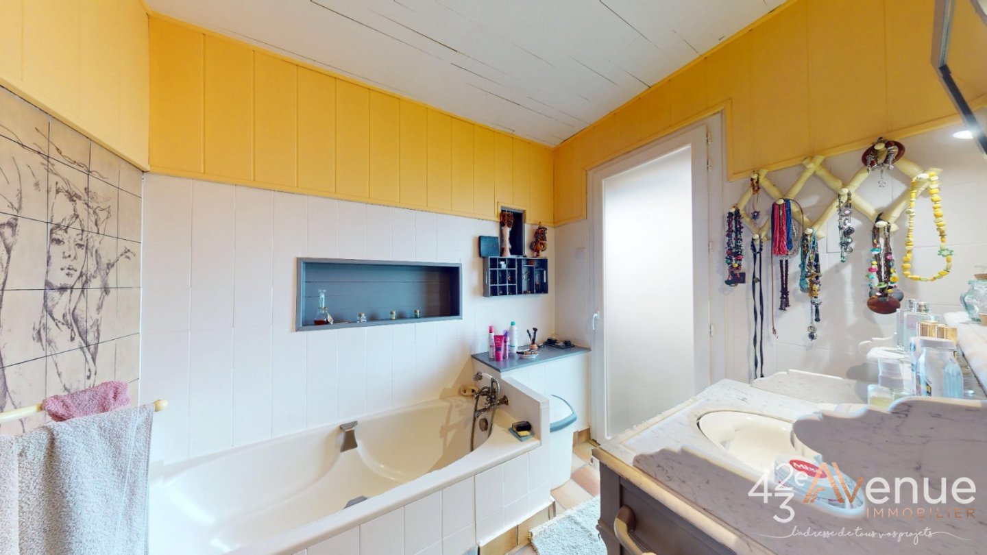 MAISON A VENDRE - ST FERREOL D AUROURE - 201.11 m2 - 325�000�&euro;