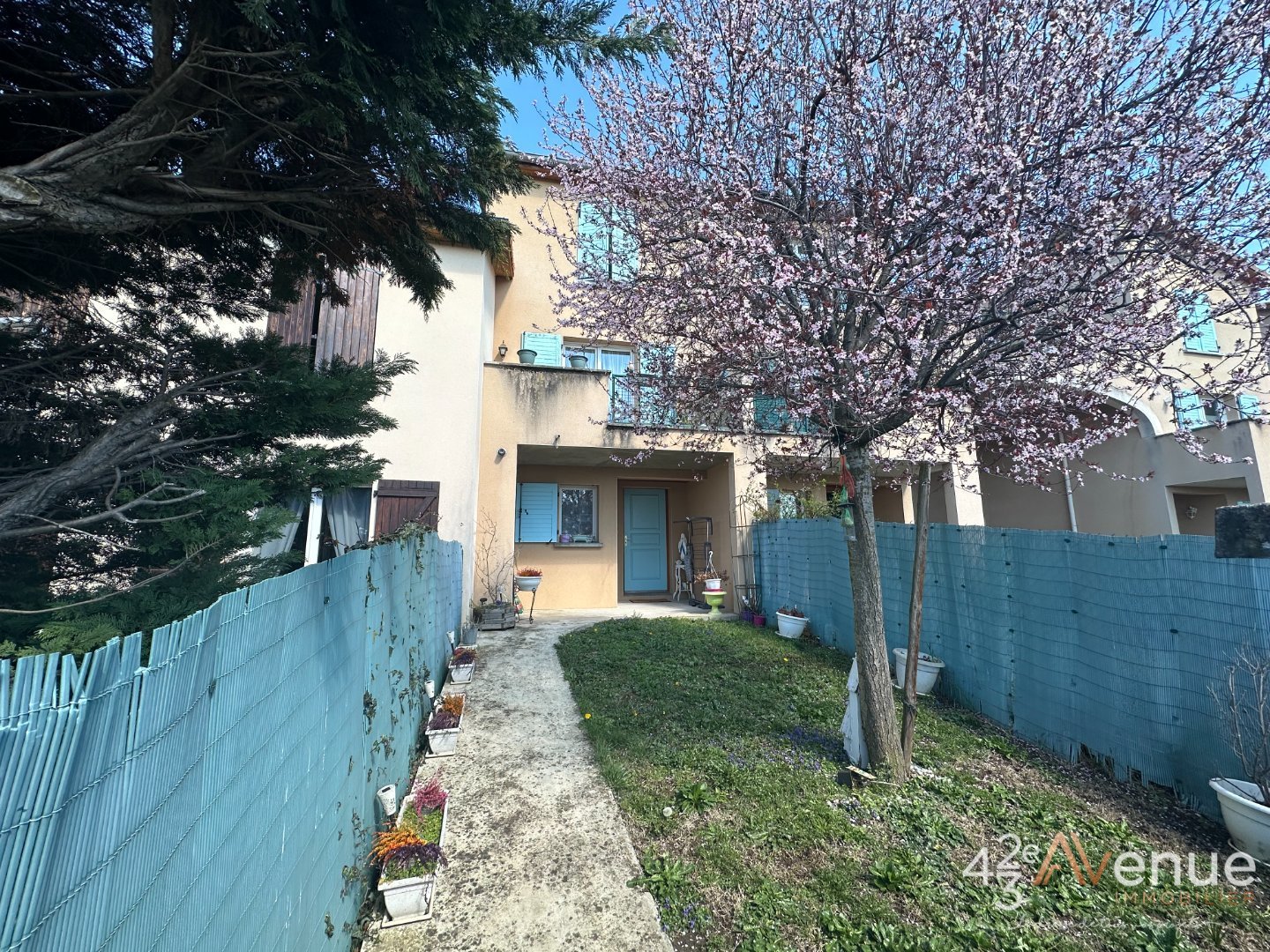 MAISON A VENDRE - ST GALMIER - 93.92 m2 - 178 000 &euro;