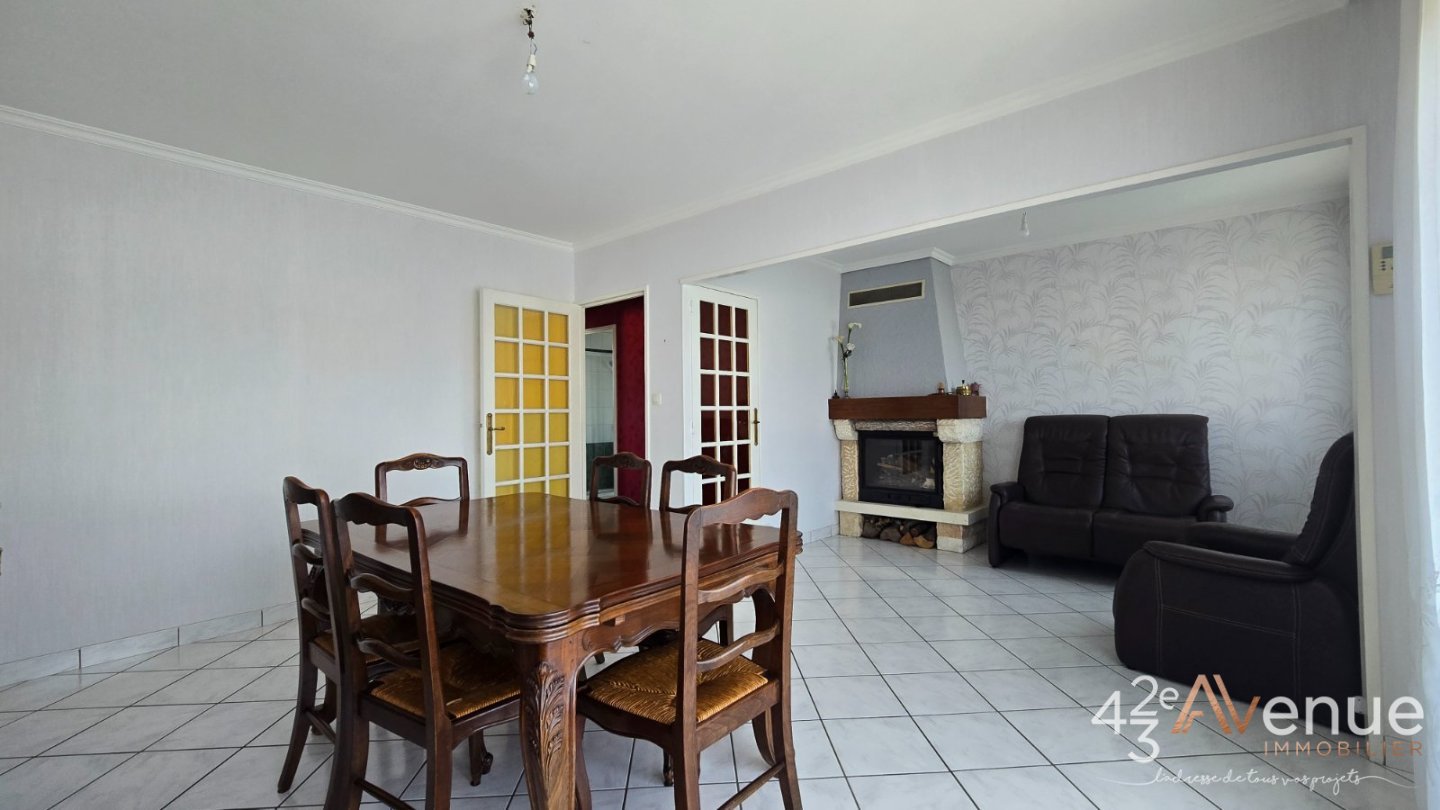 MAISON A VENDRE - ST GENEST LERPT - 67 m2 - 199�900�&euro;