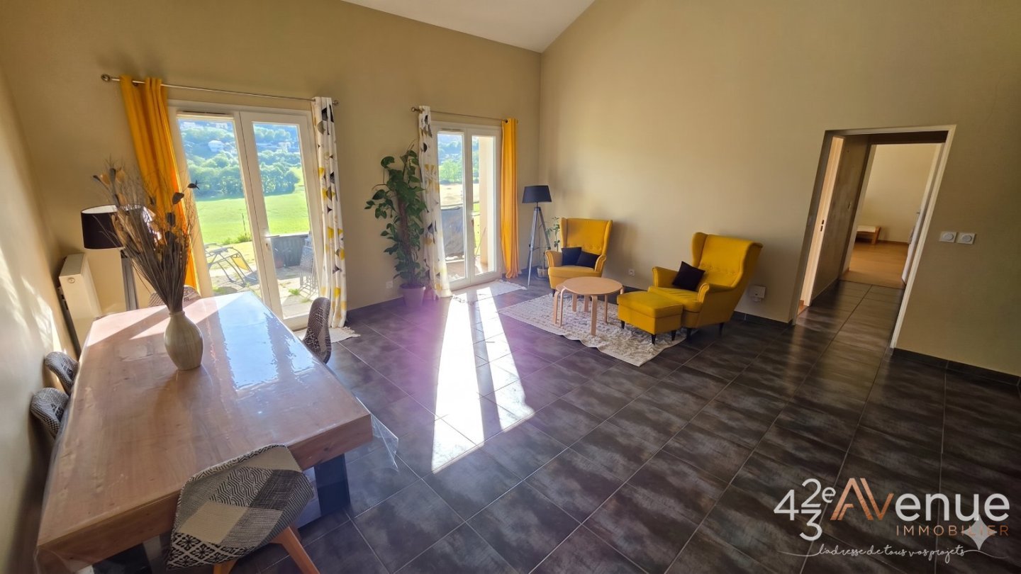 MAISON A VENDRE - ST GENEST LERPT - 200 m2 - 429 000 &euro;
