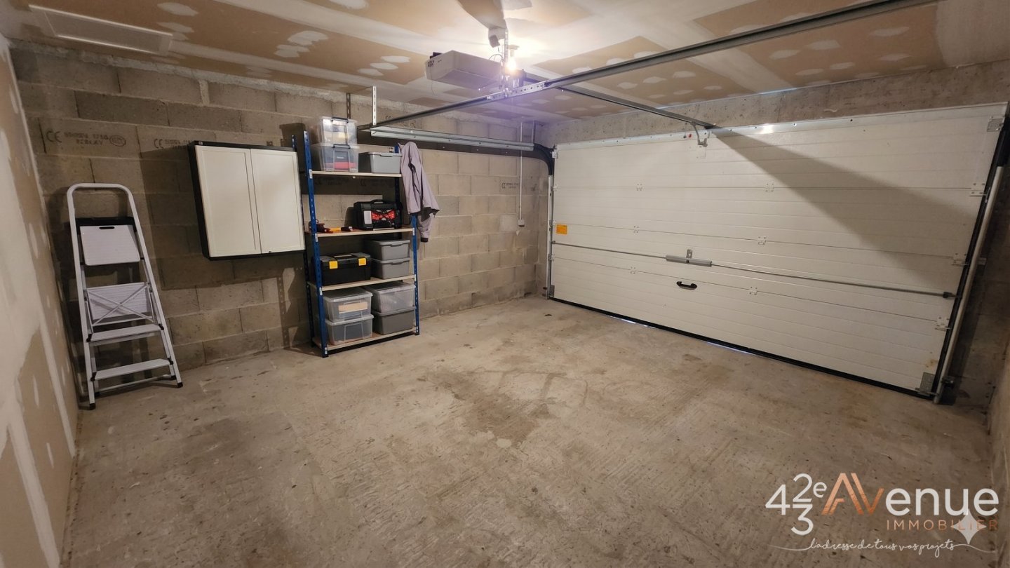 MAISON A VENDRE - ST GENEST LERPT - 200 m2 - 429 000 &euro;