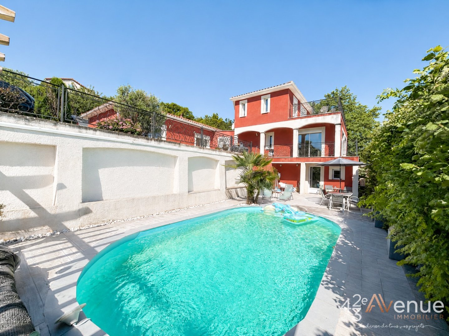 MAISON A VENDRE - ST GENEST LERPT - 180 m2 - 499 000 &euro;