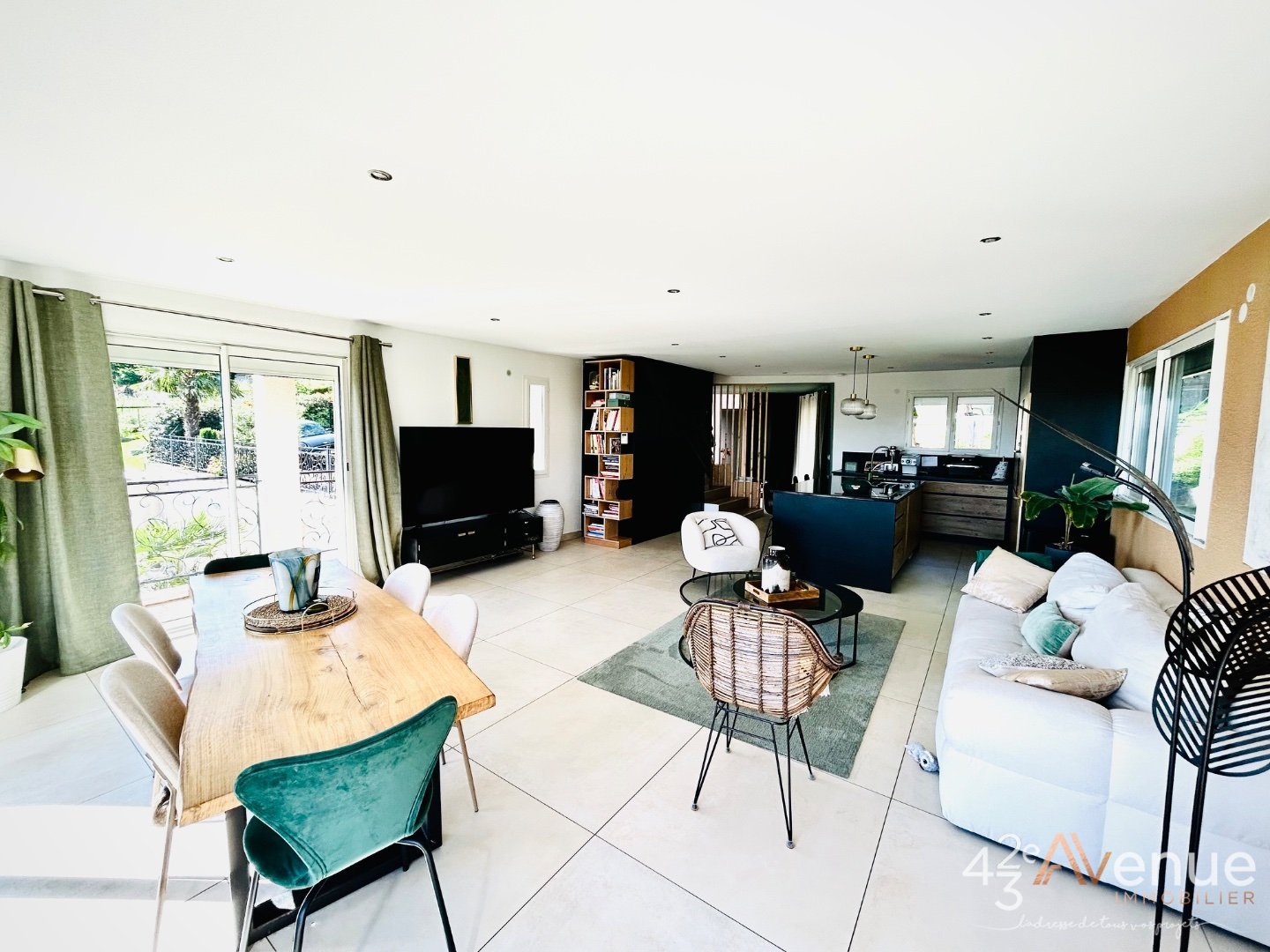 MAISON A VENDRE - ST GENEST LERPT - 180 m2 - 499 000 &euro;