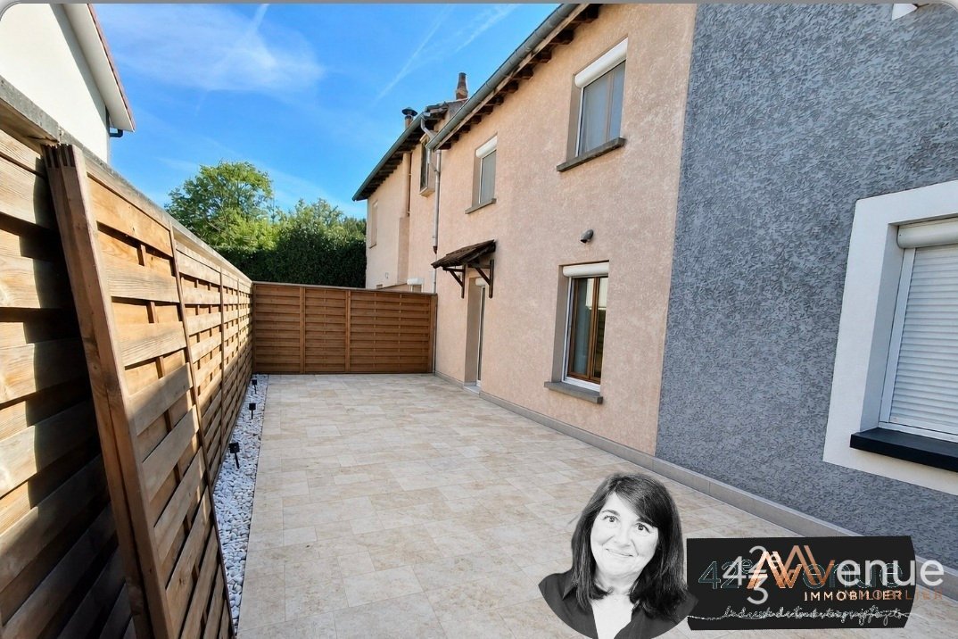 MAISON A VENDRE - ST JUST ST RAMBERT - 107 m2 - 235 000 &euro;