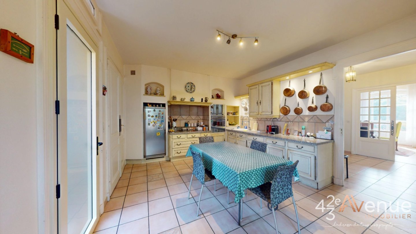 MAISON A VENDRE - ST PAUL EN CORNILLON - 269.02 m2 - 500 000 &euro;