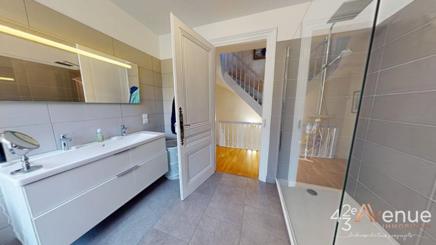 MAISON A VENDRE - ST PAUL EN CORNILLON - 269.02 m2 - 500 000 &euro;