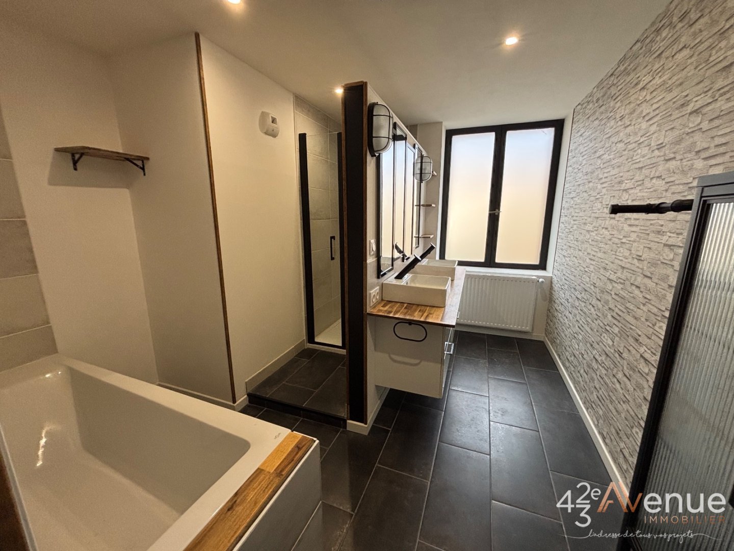 MAISON A VENDRE - STE SIGOLENE - 136.77 m2 - 190�500�&euro;