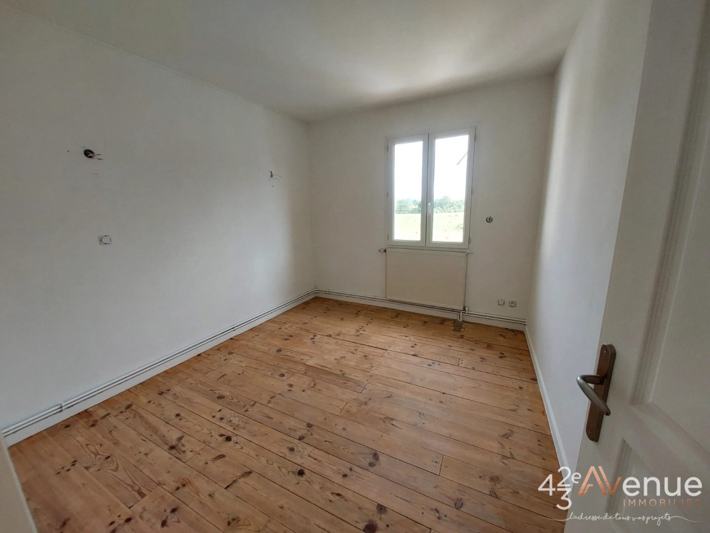 MAISON A VENDRE - SURY LE COMTAL - 84 m2 - 159�000�&euro;