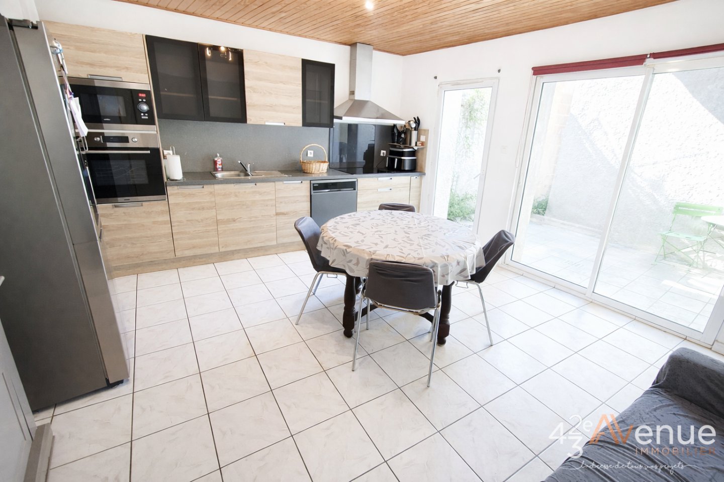 Maison mitoyenne A VENDRE - SURY LE COMTAL - 95 m2 - 145 000 &euro;