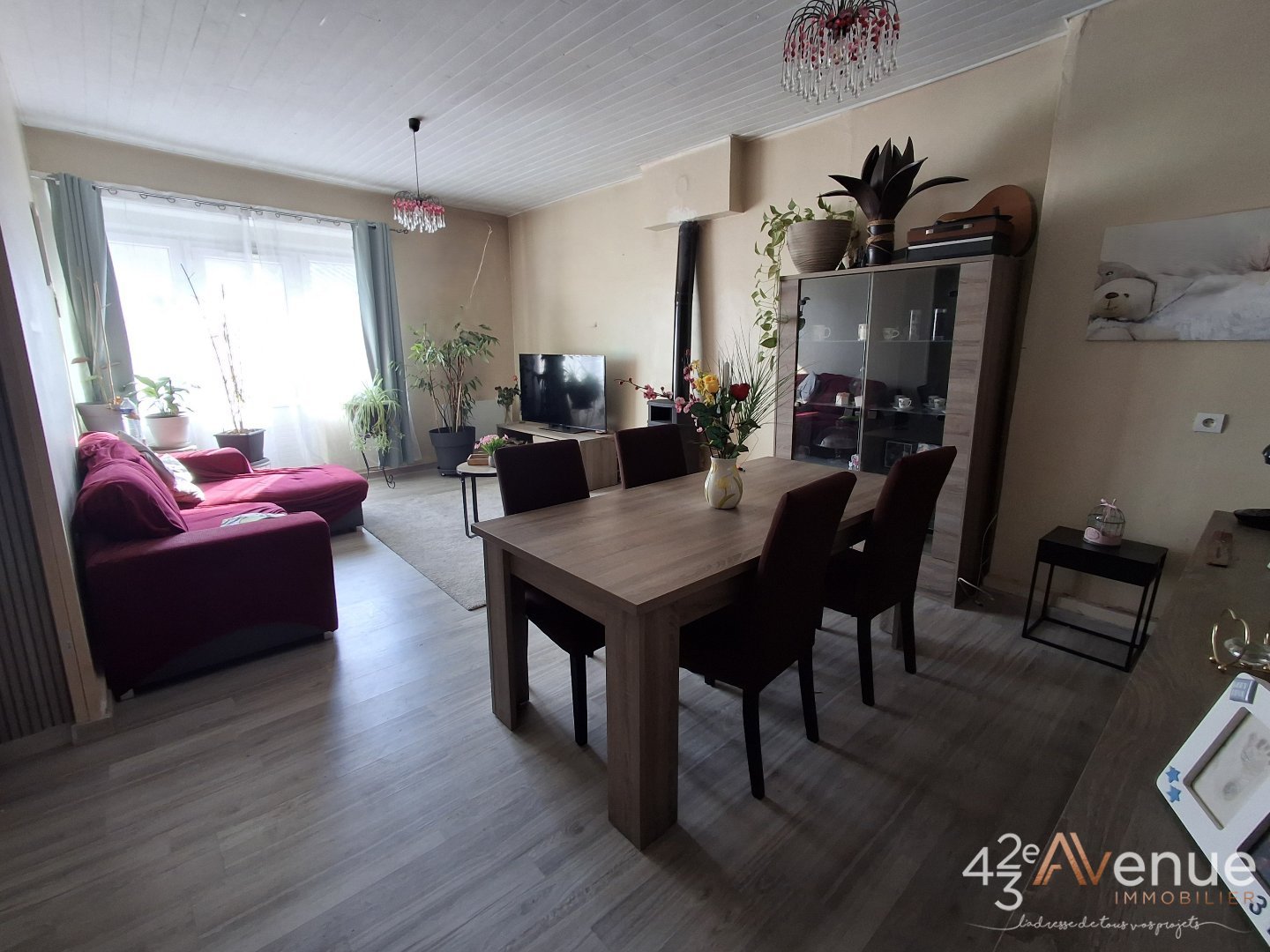 Maison mitoyenne A VENDRE - SURY LE COMTAL - 95 m2 - 145 000 &euro;