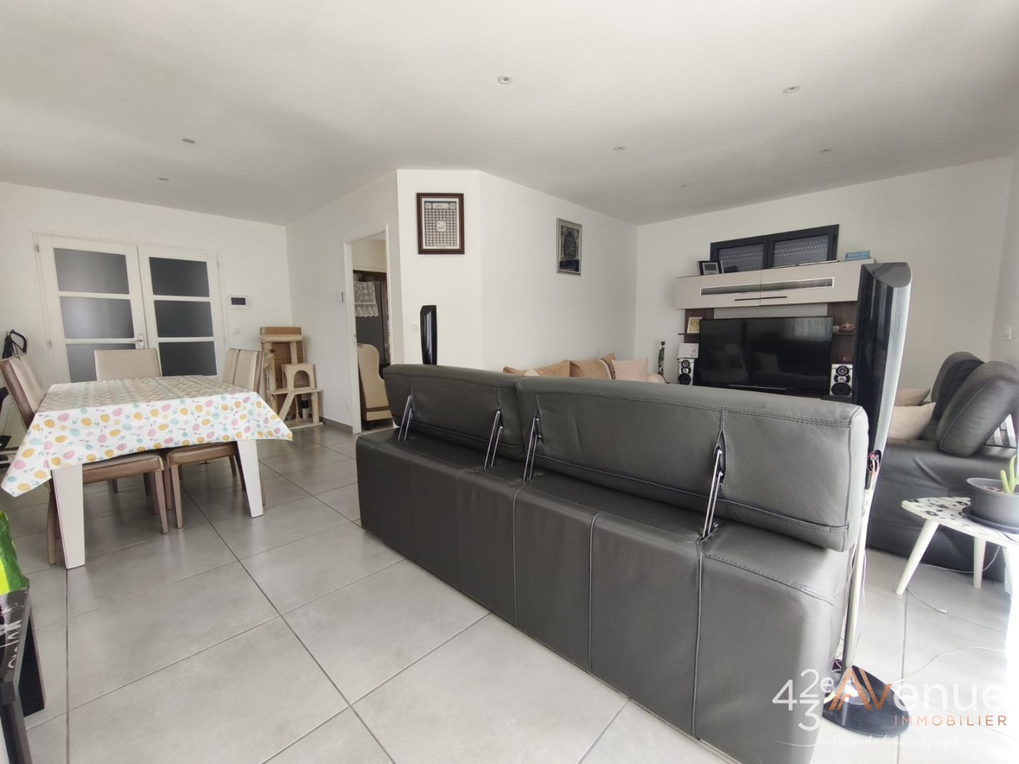 MAISON A VENDRE - SURY LE COMTAL - 120 m2 - 265 000 &euro;