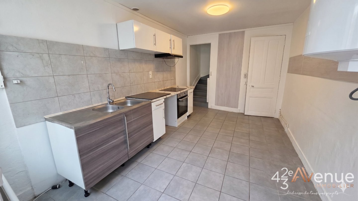 MAISON A VENDRE - SURY LE COMTAL - 84 m2 - 99 000 &euro;