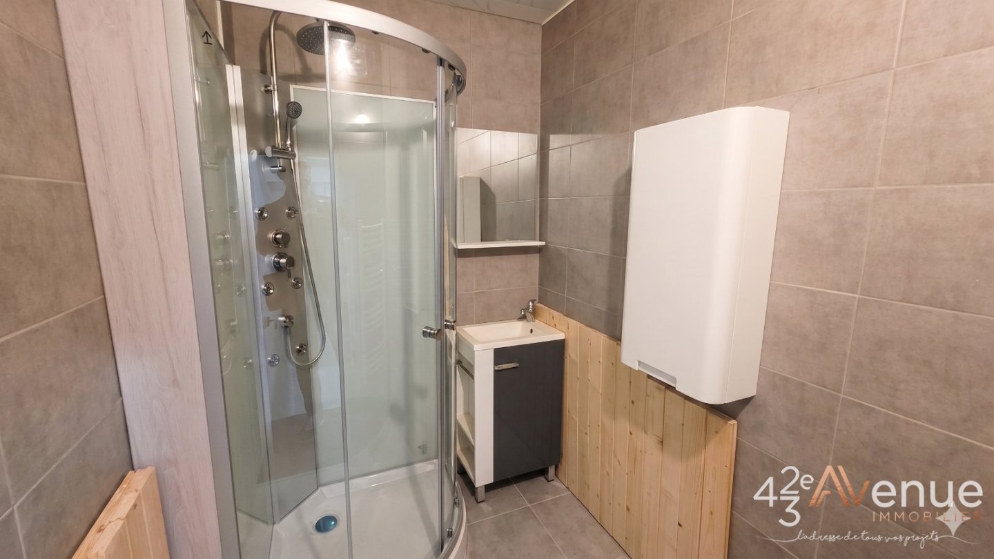 MAISON A VENDRE - SURY LE COMTAL - 84 m2 - 99 000 &euro;