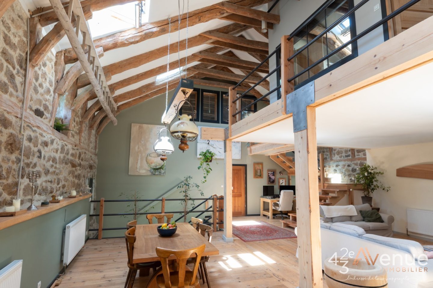Corps de ferme en pierre - TENCE - 338 m2 - 540 000 &euro;