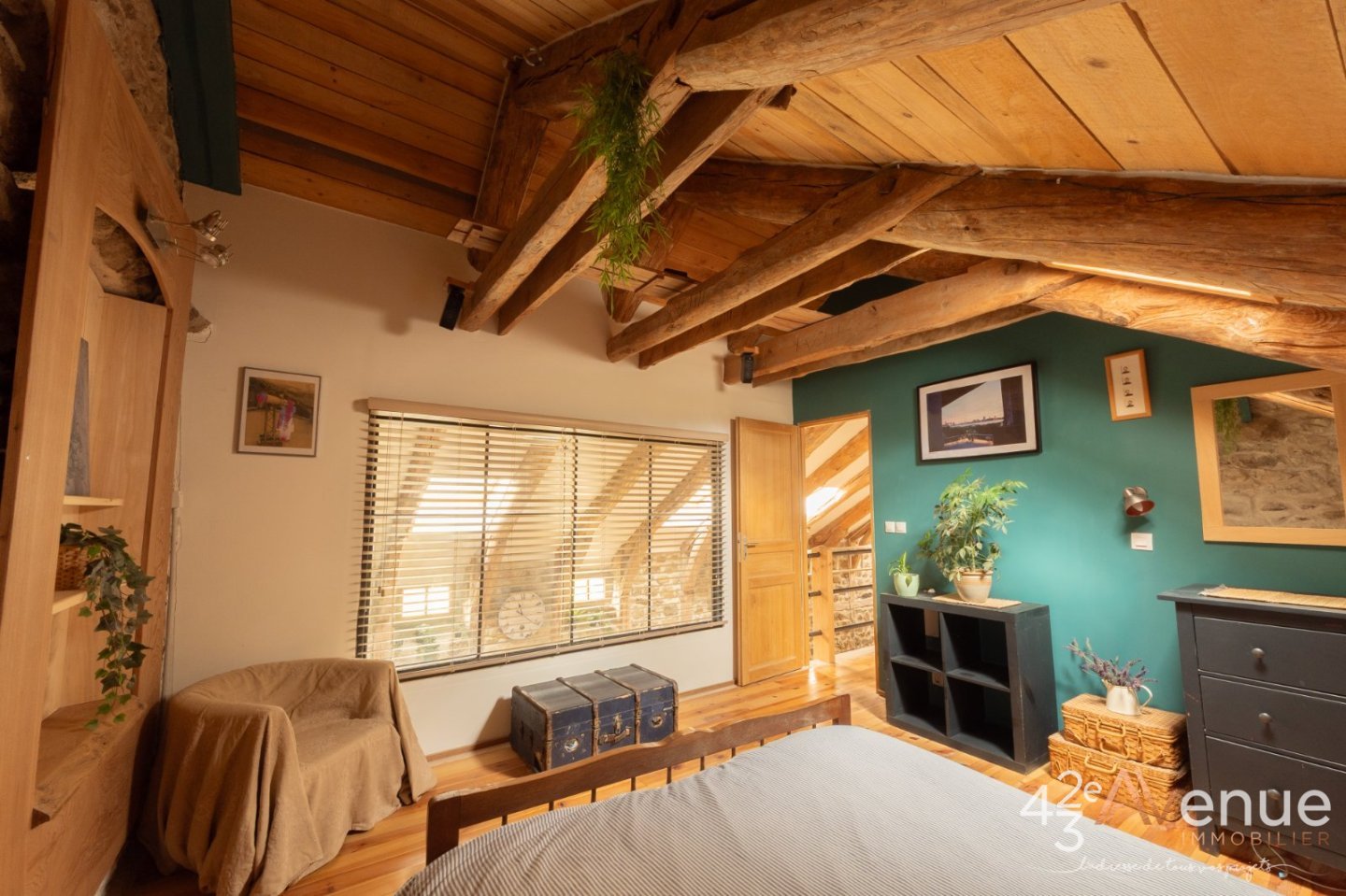 Corps de ferme en pierre - TENCE - 338 m2 - 540 000 &euro;