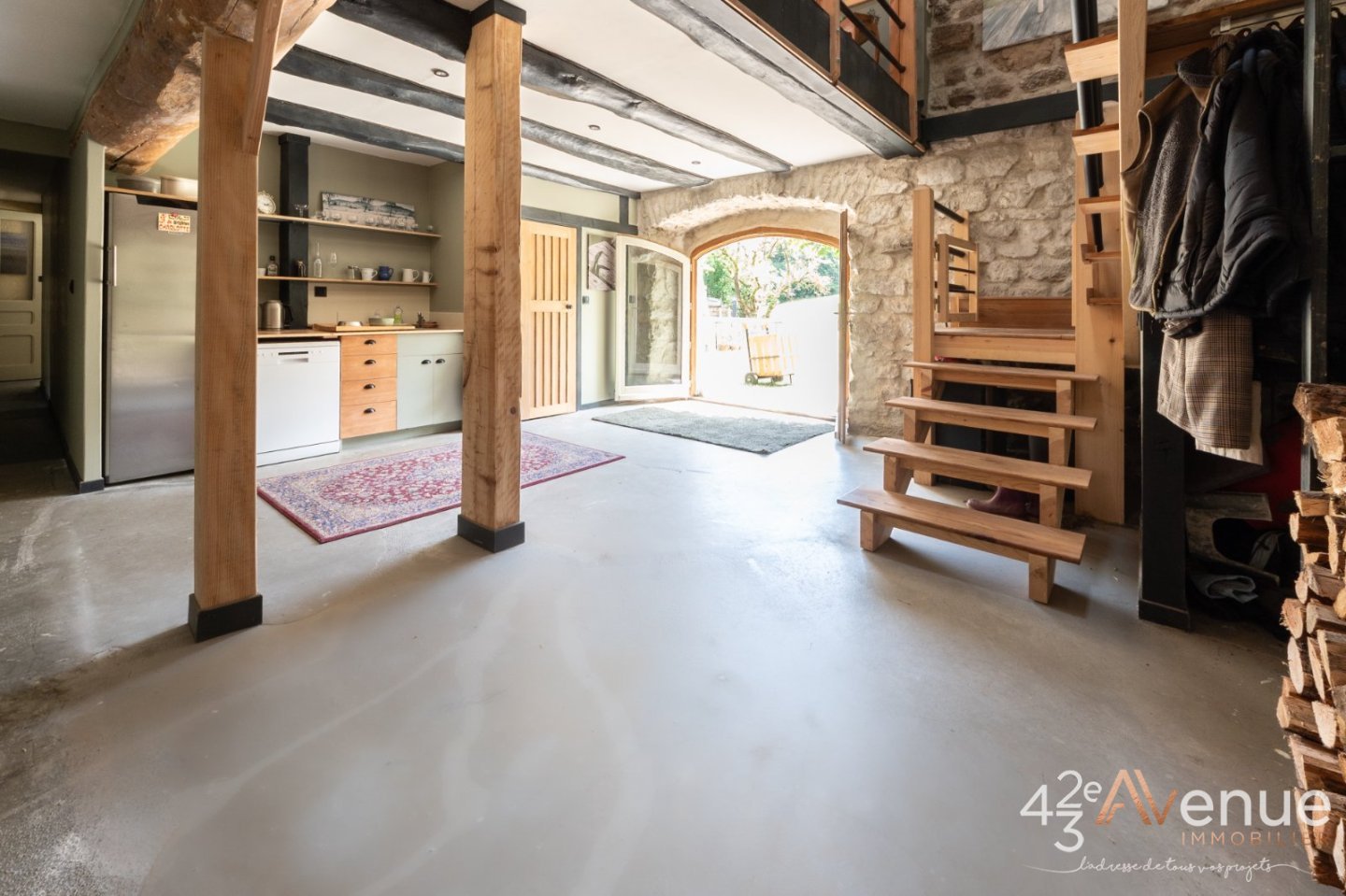 Corps de ferme en pierre - TENCE - 338 m2 - 540 000 &euro;