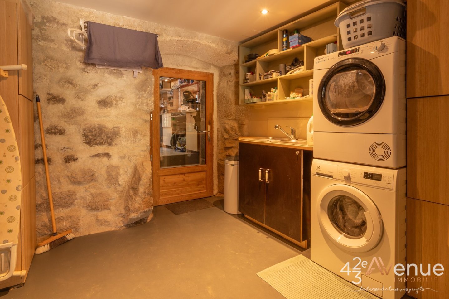 Corps de ferme en pierre - TENCE - 338 m2 - 540 000 &euro;