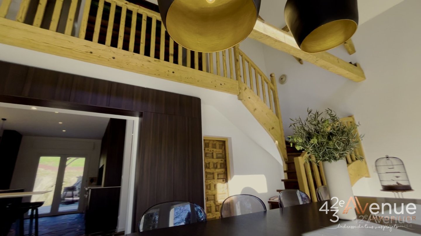 MAISON A VENDRE - UNIEUX - 250 m2 - 749�000�&euro;