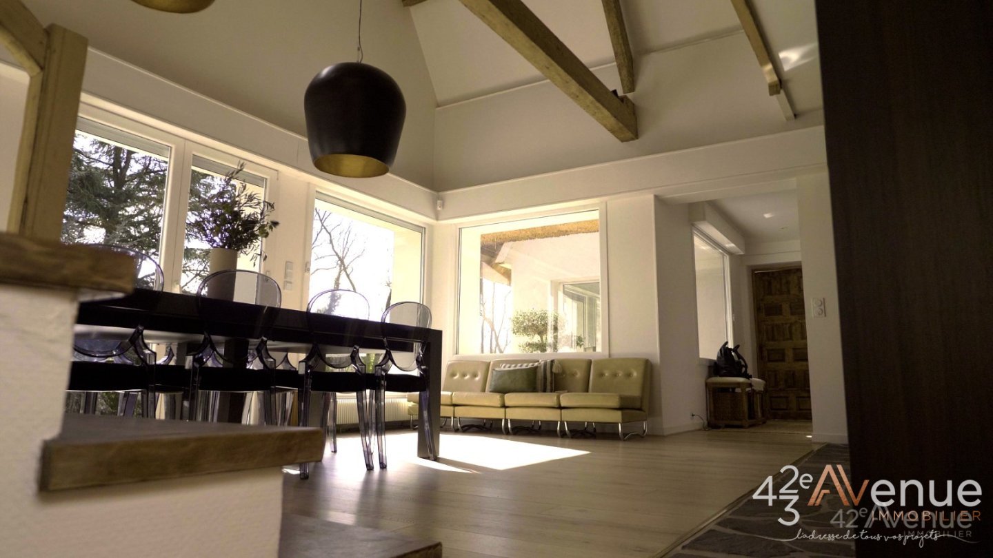 MAISON A VENDRE - UNIEUX - 250 m2 - 749�000�&euro;