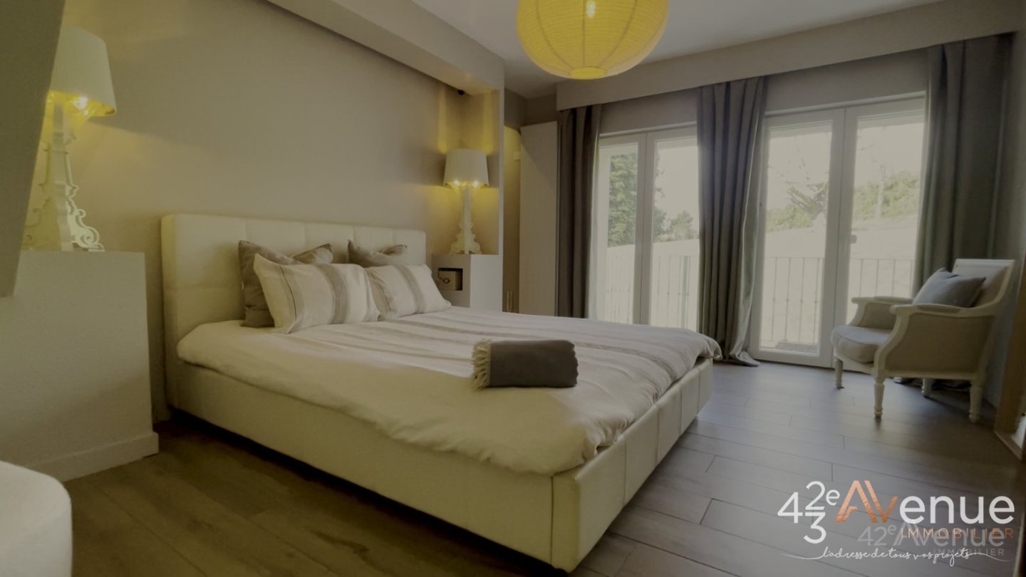 MAISON A VENDRE - UNIEUX - 250 m2 - 749�000�&euro;