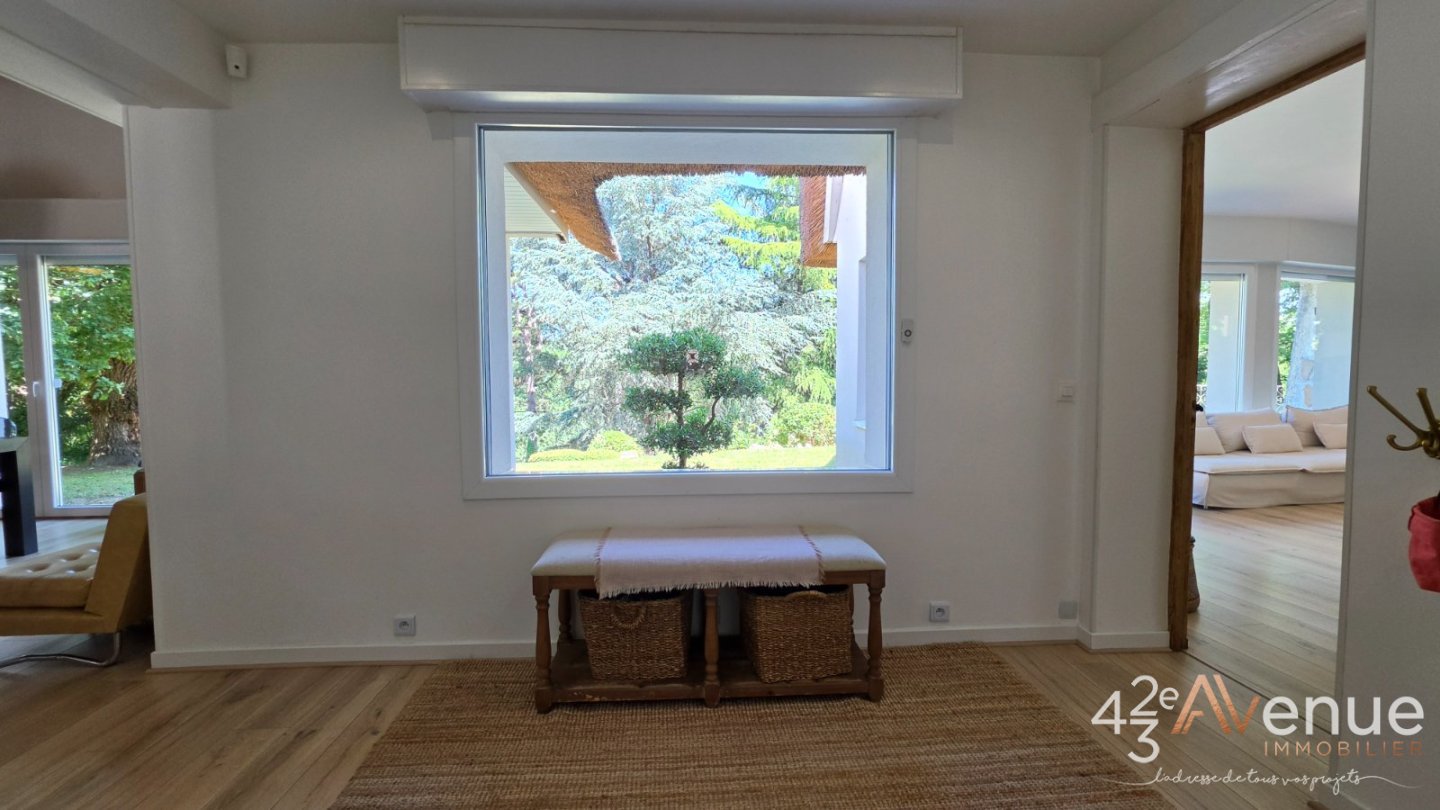 MAISON A VENDRE - UNIEUX - 250 m2 - 719 000 &euro;