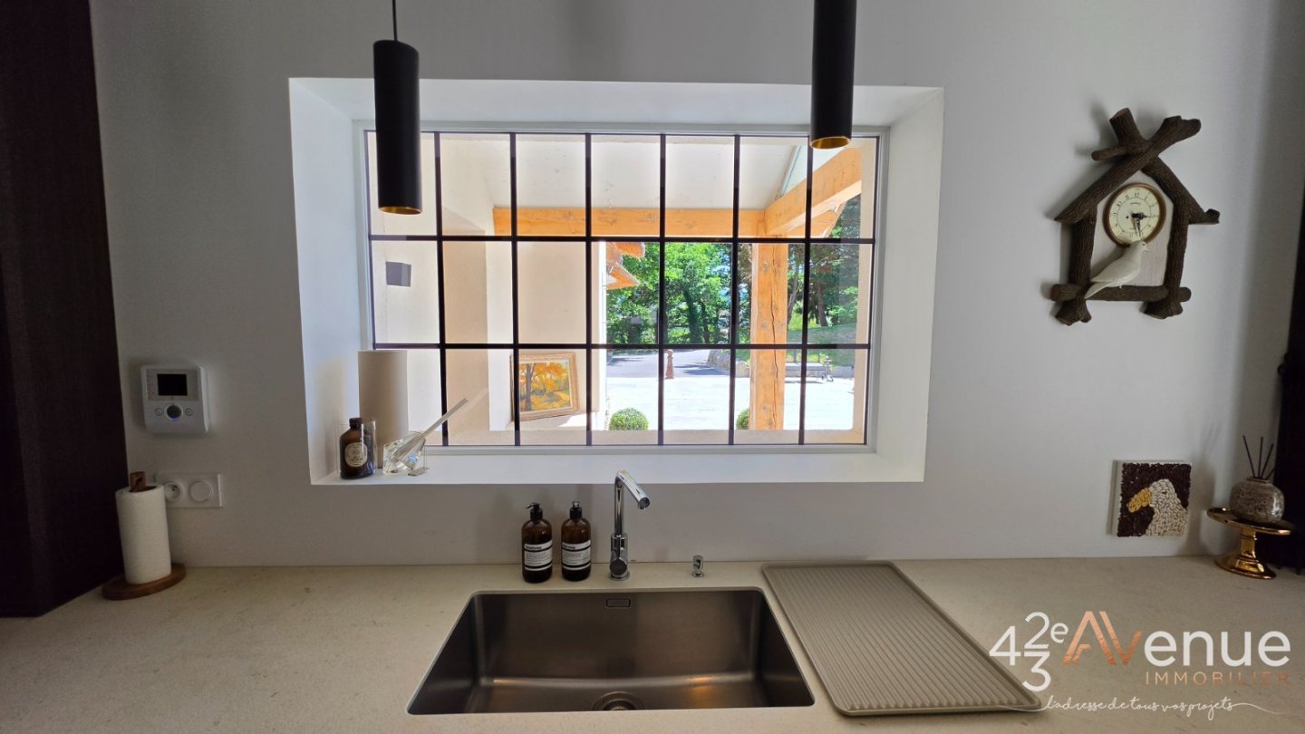 MAISON A VENDRE - UNIEUX - 250 m2 - 719 000 &euro;