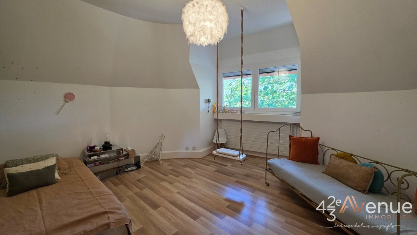 MAISON A VENDRE - UNIEUX - 250 m2 - 719 000 &euro;