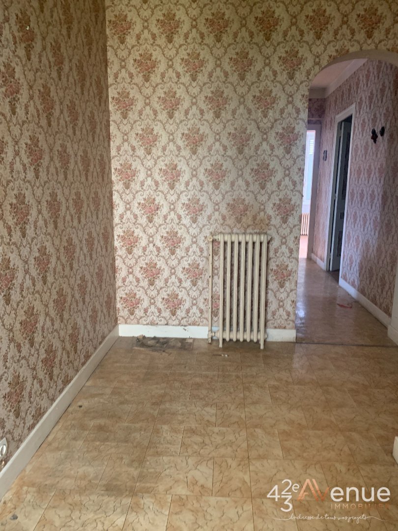 MAISON A VENDRE - VEAUCHE - 97 m2 - 160 000 &euro;